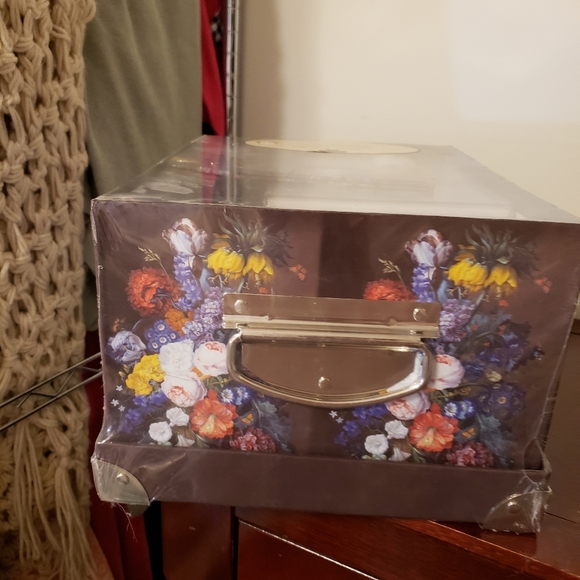 Trunk Gift Set - Picture 8 of 12